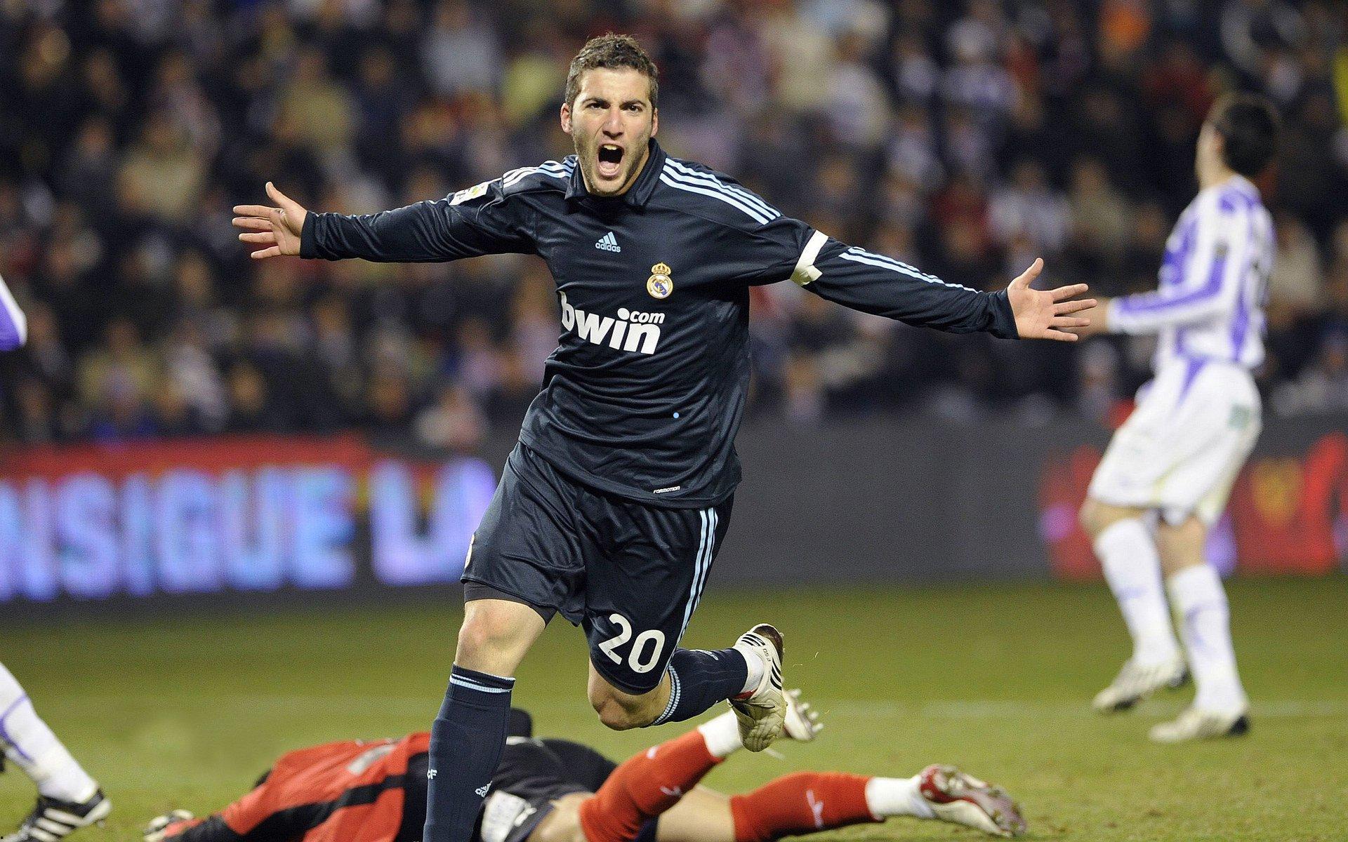 体育彩票-降维打击！梅西三连击轰四球梦回世界杯 冲迈阿密队史射手榜前十