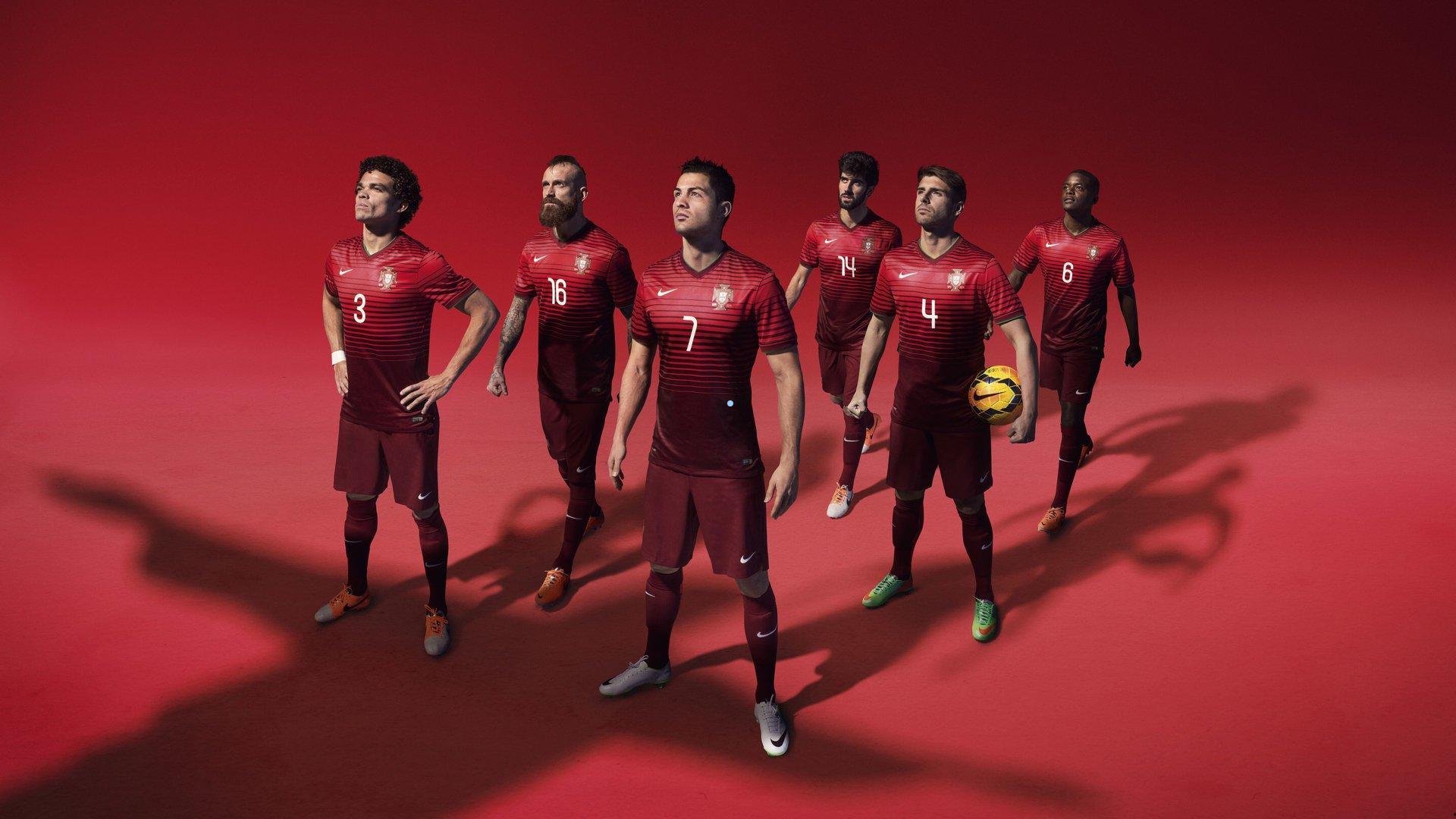 多特蒙德赛季征程，上半场紧追拜仁下半场滑落至第十，德甲表现起伏引关注