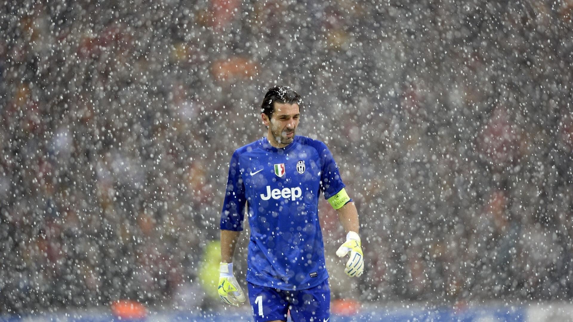 曼联选帅条件严苛！四大教头意外出局，阿隆索成唯一焦点